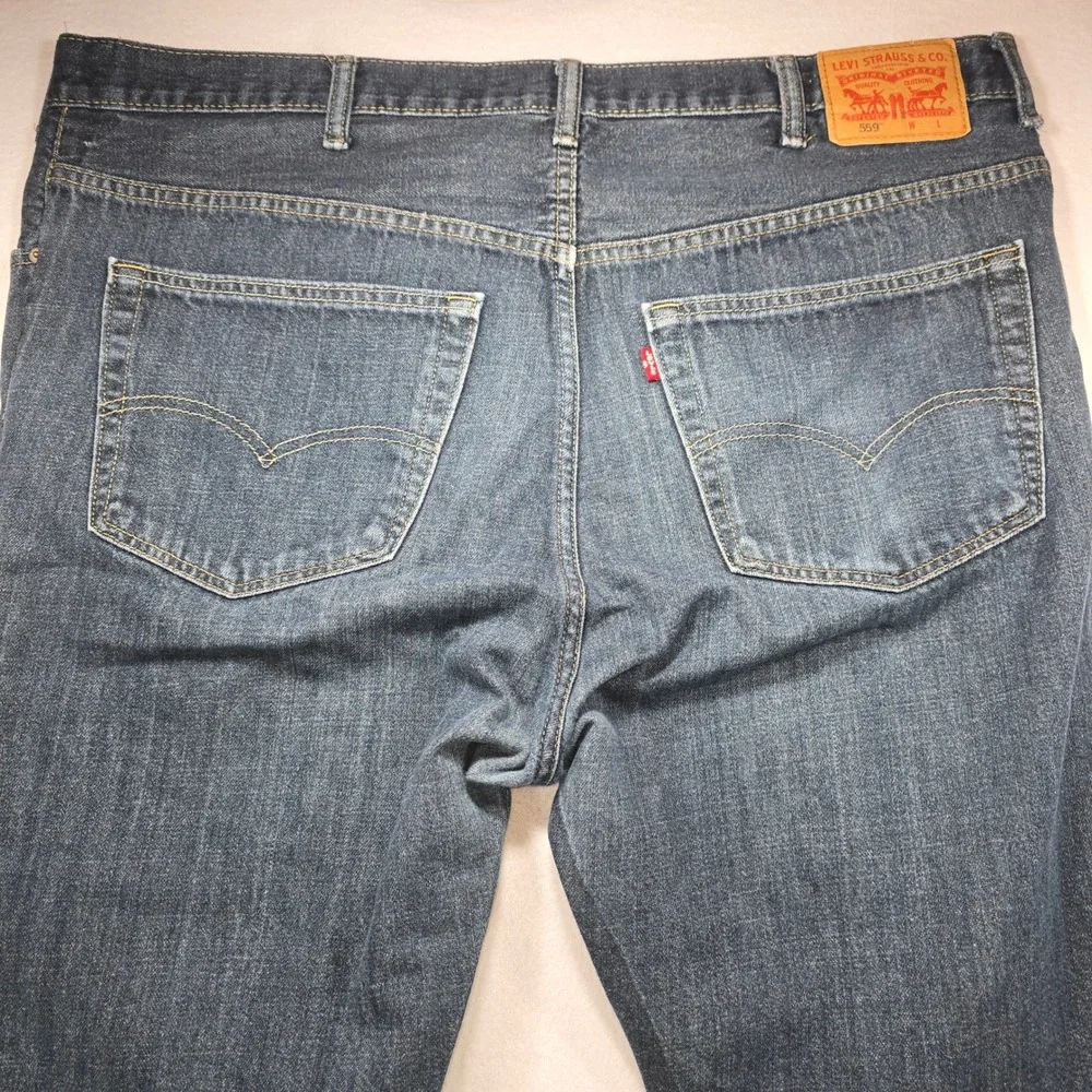 Levis 559 Relaxed Straight Jeans Mens 44x30 Dark Wash Denim Blue 01559-0004